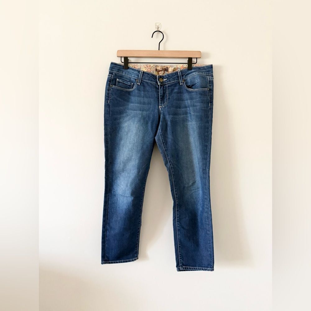 PAIGE Vintage Straight Crop Venice Low Rise in Medium Wash Size 30